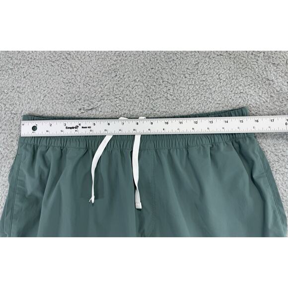 Peloton Warp Knit 8” Unlined Yoga Short Size Medium - Picture 8 of 9